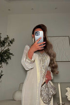 THE MARWA - off white